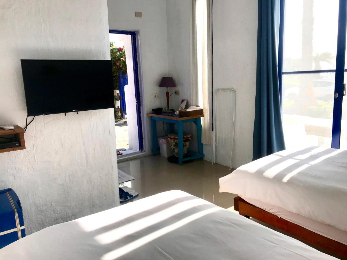 Beach House海邊民宿 Kenting Luaran gambar